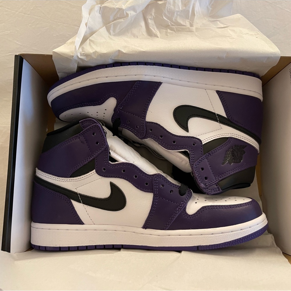 Air Jordan 1 retro high og court purple
